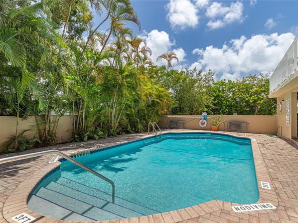1050 SE 15TH St 409, Fort Lauderdale FL 33316