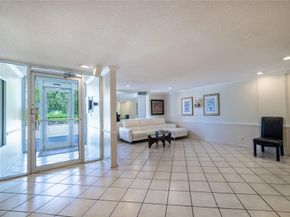 1050 SE 15TH St 409, Fort Lauderdale FL 33316