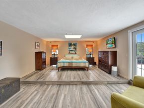 750 Bluebird Ln, Plantation FL 33324