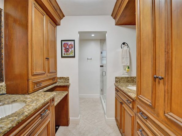 750 Bluebird Ln, Plantation FL 33324