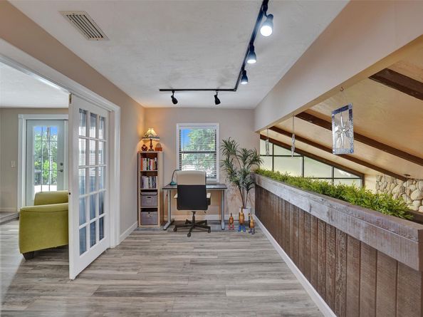 750 Bluebird Ln, Plantation FL 33324