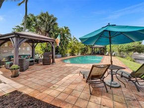 750 Bluebird Ln, Plantation FL 33324