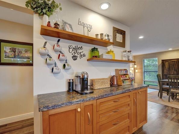 750 Bluebird Ln, Plantation FL 33324