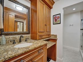 750 Bluebird Ln, Plantation FL 33324