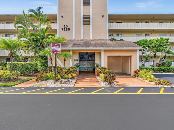 7286 Huntington Lane 301, Delray Beach FL 33446