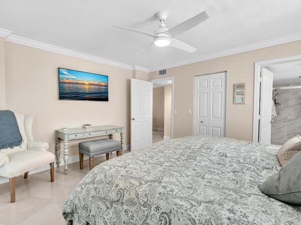 7286 Huntington Lane 301, Delray Beach FL 33446