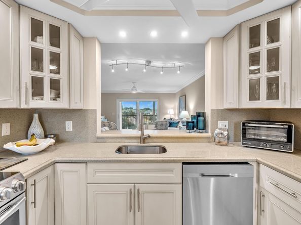 7286 Huntington Lane 301, Delray Beach FL 33446