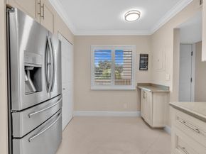 7286 Huntington Lane 301, Delray Beach FL 33446