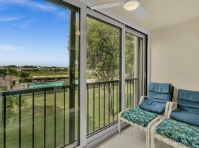7286 Huntington Lane 301, Delray Beach FL 33446