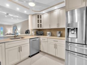 7286 Huntington Lane 301, Delray Beach FL 33446