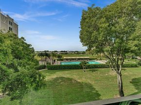 7286 Huntington Lane 301, Delray Beach FL 33446