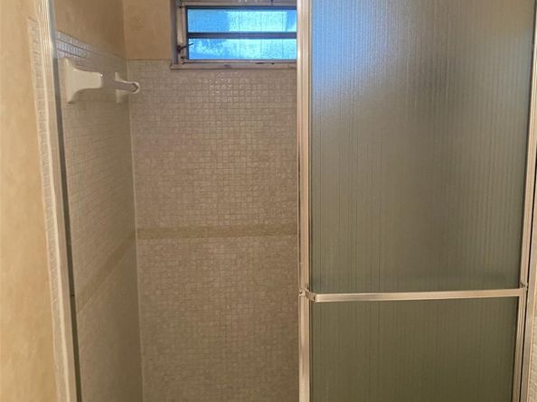 4802 Bayberry Ln, Tamarac FL 33319
