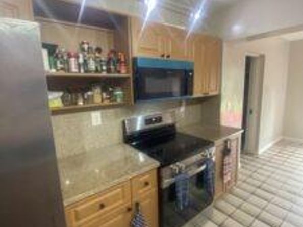 4802 Bayberry Ln, Tamarac FL 33319