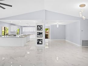 11020 NW 8th Ct, Coral Springs FL 33071