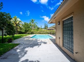 11020 NW 8th Ct, Coral Springs FL 33071