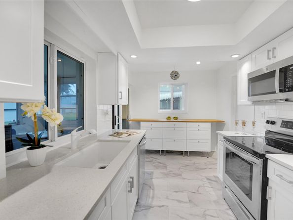 260 S Golf Blvd, Pompano Beach FL 33064
