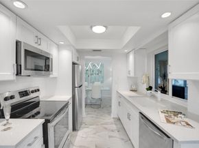 260 S Golf Blvd, Pompano Beach FL 33064