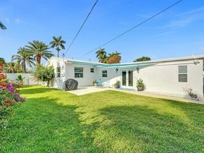 1615 Mayo St, Hollywood FL 33020