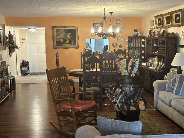 4211 NW 41st St 207, Lauderdale Lakes FL 33319