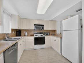 7230 Clunie Place 15403, Delray Beach FL 33446