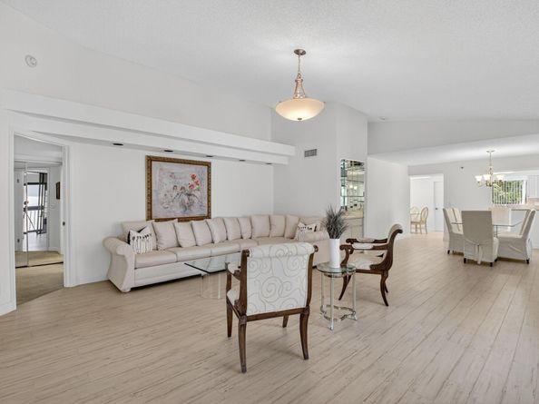 7230 Clunie Place 15403, Delray Beach FL 33446
