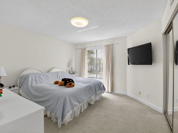 7230 Clunie Place 15403, Delray Beach FL 33446