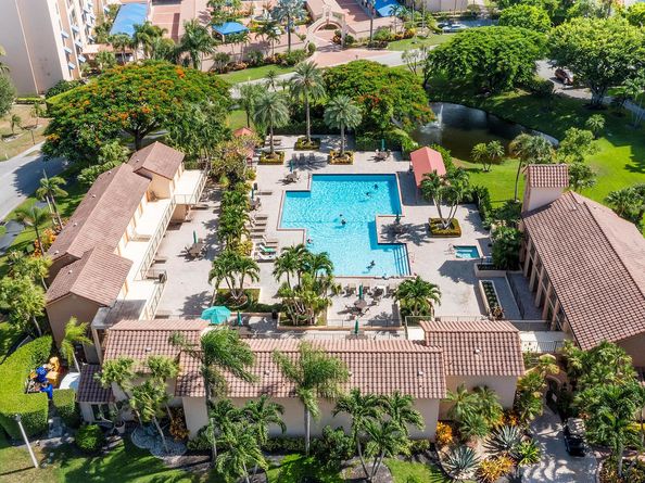 7209 Promenade Drive 201, Boca Raton FL 33433