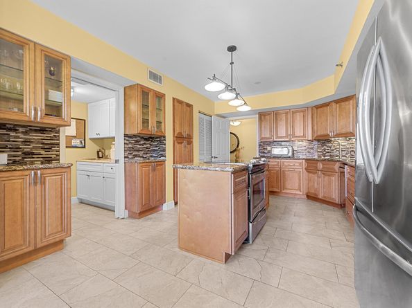 7209 Promenade Drive 201, Boca Raton FL 33433