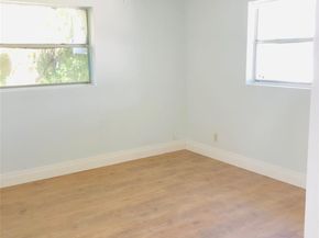 575 NW 41st St, Fort Lauderdale FL 33309