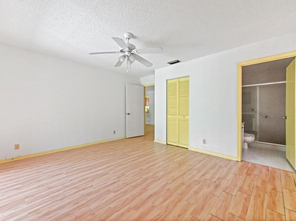 2641 Gately Drive W 1701, West Palm Beach FL 33415
