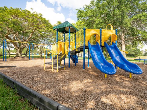 2861 Livingston Lane, West Palm Beach FL 33411