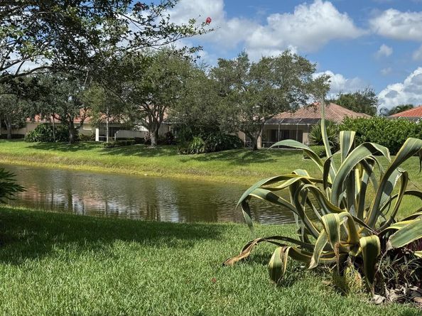2861 Livingston Lane, West Palm Beach FL 33411