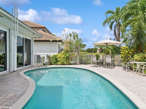 11709 Highland Pl, Coral Springs FL 33071