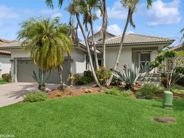 11709 Highland Pl, Coral Springs FL 33071