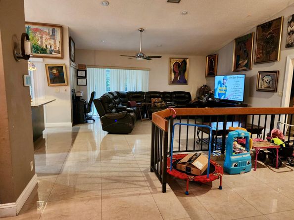1533 NW 111 Avenue, Coral Springs FL 33071