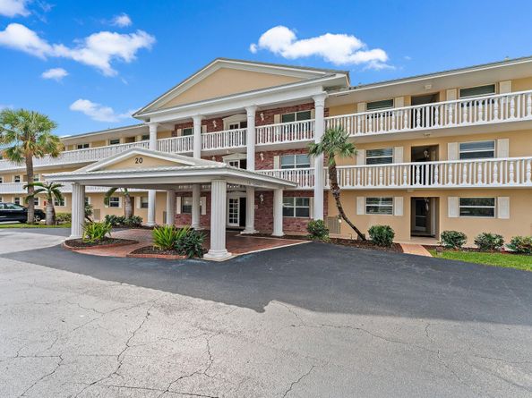 20 Celestial Way 215, Juno Beach FL 33408