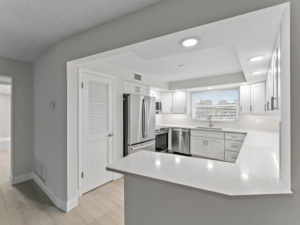 20 Celestial Way 215, Juno Beach FL 33408