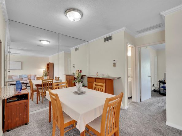 2050 NE 39th St E306, Lighthouse Point FL 33064