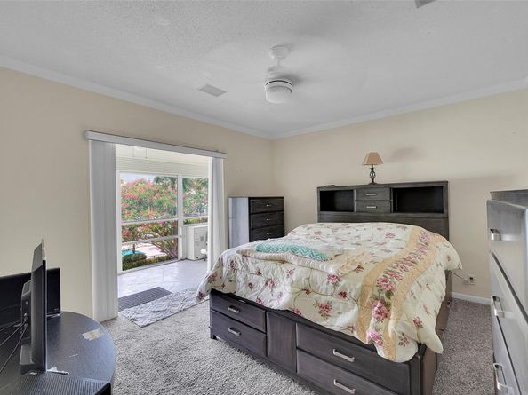 2050 NE 39th St E306, Lighthouse Point FL 33064