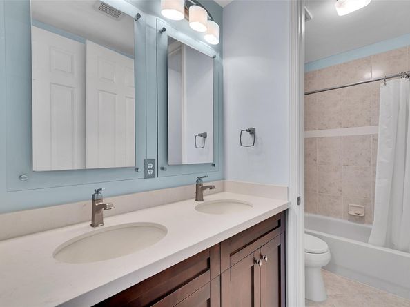 16714 SW 10th St, Pembroke Pines FL 33027