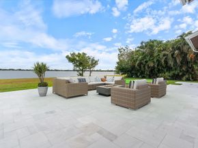 2504 Embassy Drive, West Palm Beach FL 33401