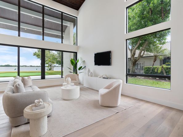 2504 Embassy Drive, West Palm Beach FL 33401