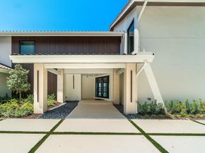 2504 Embassy Drive, West Palm Beach FL 33401