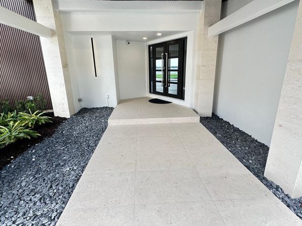 2504 Embassy Drive, West Palm Beach FL 33401