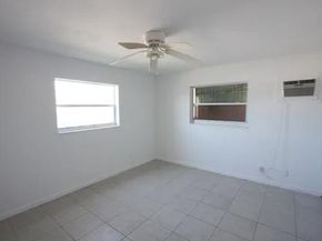 1050 E Sample Road Road E 101, Pompano Beach FL 33064