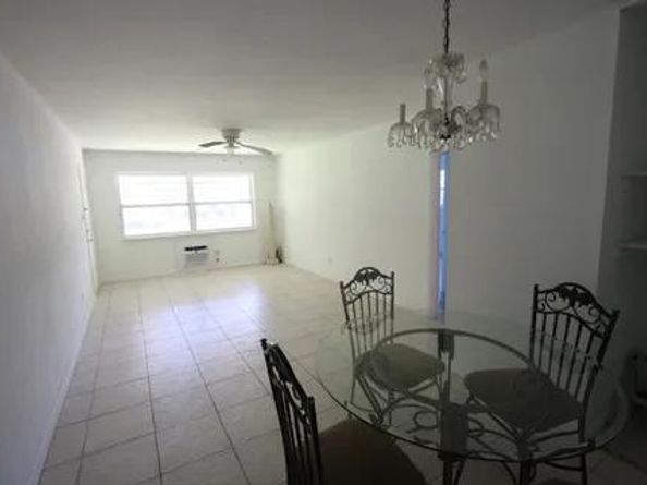 1050 E Sample Road Road E 101, Pompano Beach FL 33064