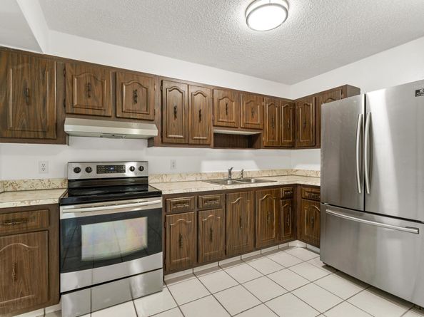 911 Sumter Road W, West Palm Beach FL 33415