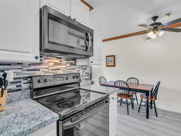 1050 SW 11th St 1L, Hallandale Beach FL 33009