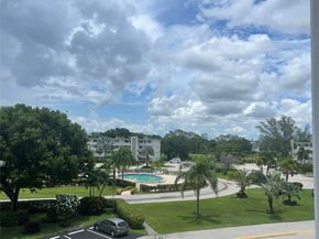 410 Grantham A 410, Deerfield Beach FL 33442