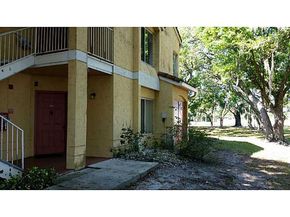 2465 NW 33rd St 1506, Oakland Park FL 33309